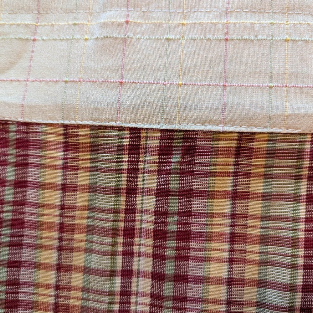 Rustic Plaid Window Valance - Picture 4 of 4